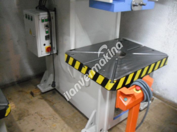 ( SIFIR )  125 TON HAVA KAVRAMALI EKSANTRİK PRES