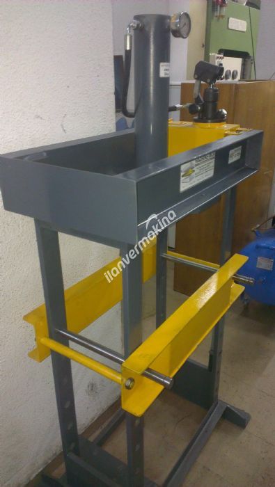 30 TON HİDROLİK PRES , MANUEL