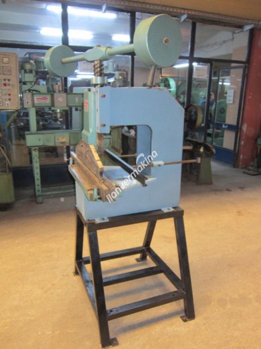 Yaşar Topuzlu Caka Makinesi