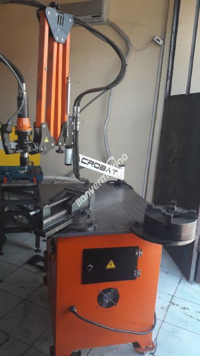 Akrobat Kılavuz Çekme Makinası