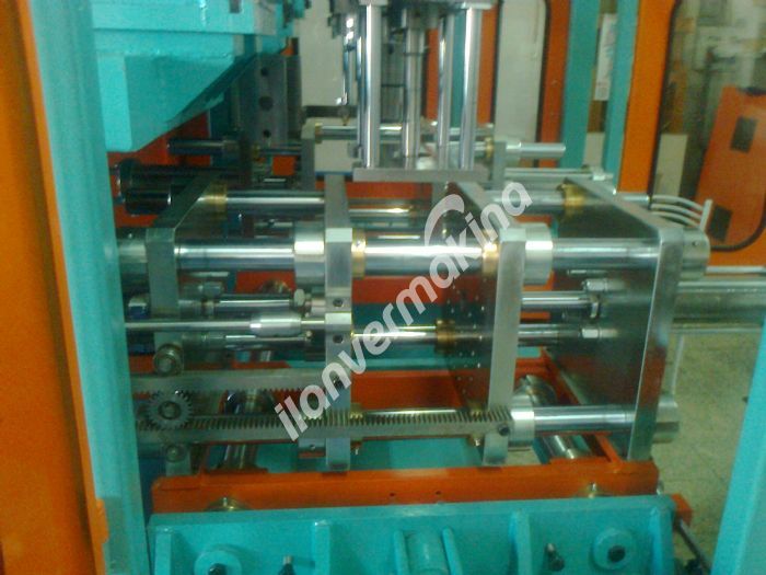 SATILIK PLASTİK ŞİŞİRME MAKİNESİ