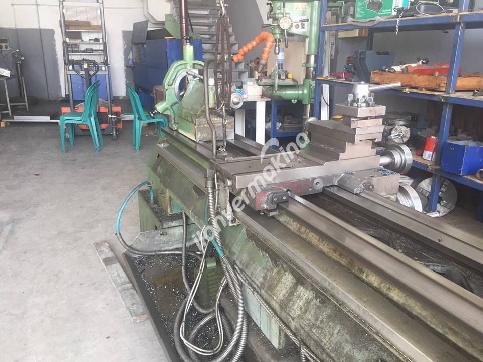 500 Çap 2 Metre Dijitalli Universal Torna - Romanya Malı