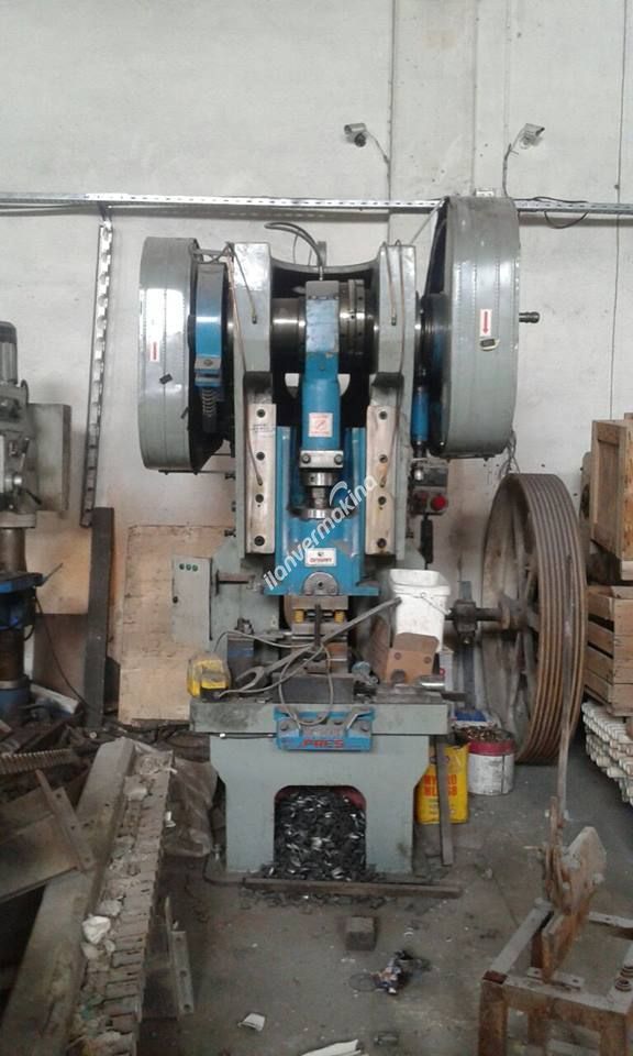 135 Ton Çelik Gövde Eksantrik Pres