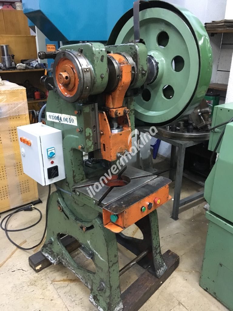 20 Ton Yatar Gövdeli Eksantrik Pres - Pnömatik Kumandalı