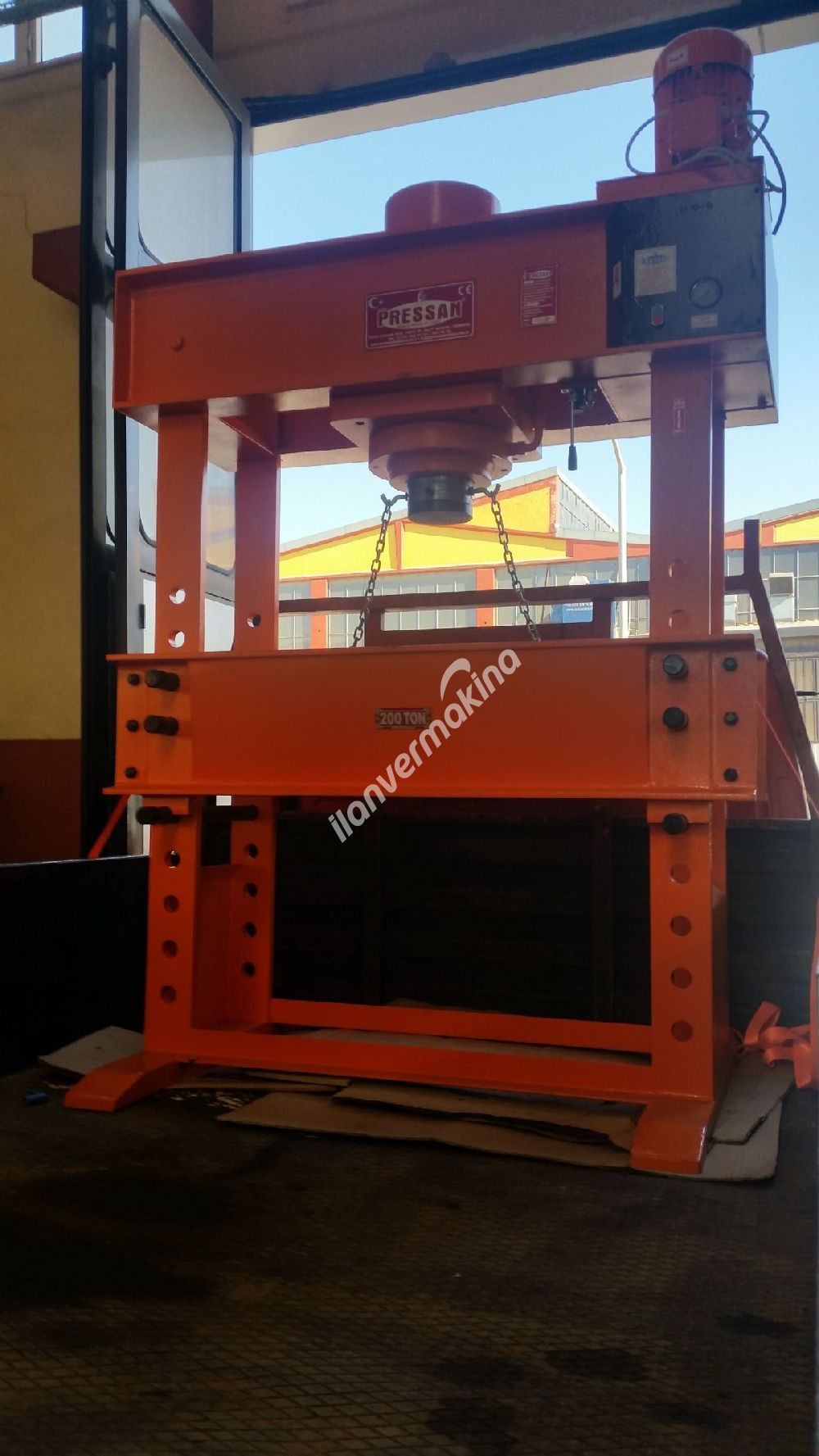 200 Ton Motorlu Hidrolik Atölye Presi