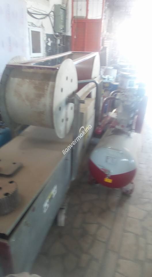 38 LİK OLUK MAKİNASI