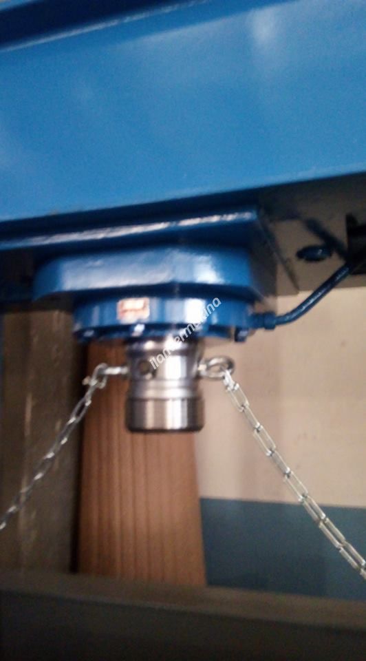 200 TON HİDROLİK ATÖLYE PRESİ 
