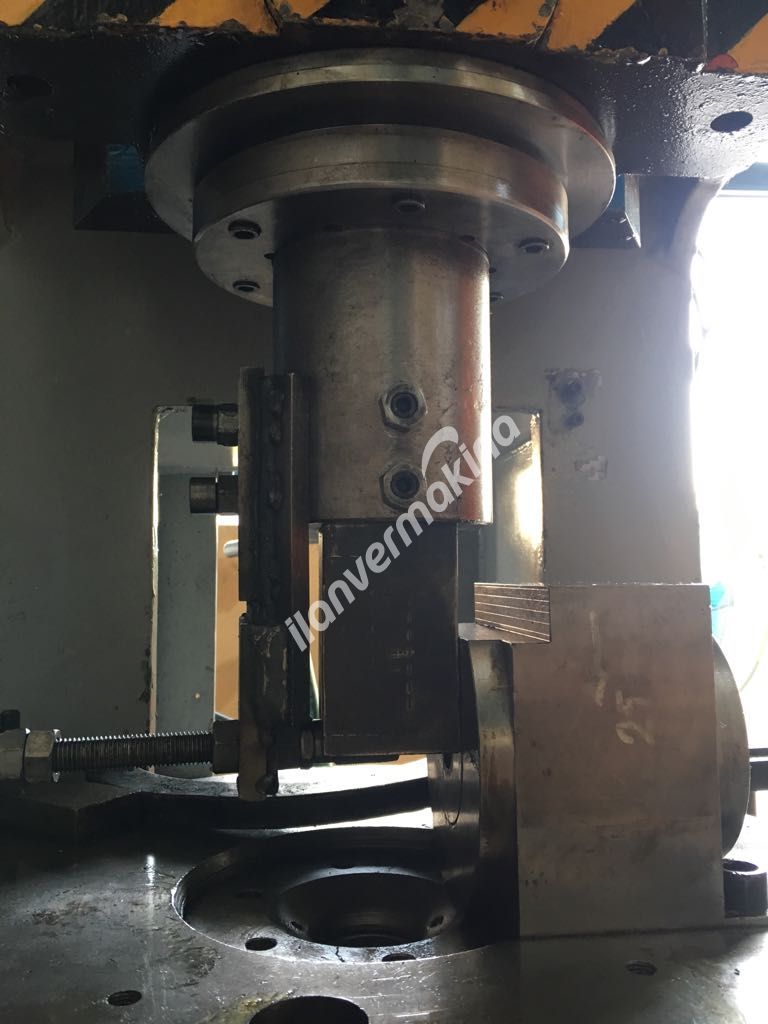 Eksantrik Pres Somun Kesme Kalıbı