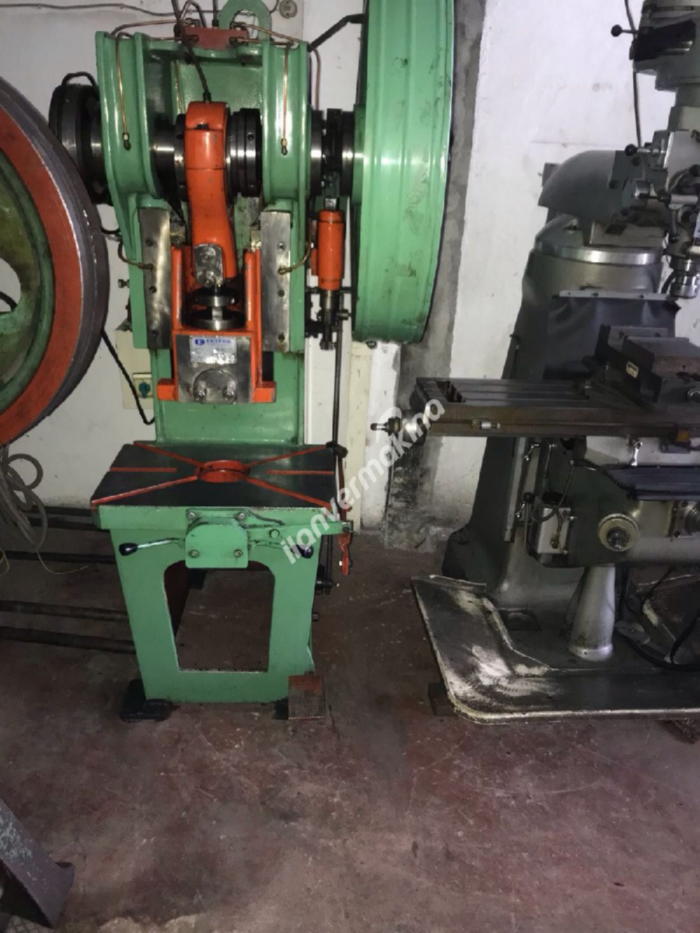 ERTÜRK MARKA 35 TONLUK EKSANTRİK PRES ÇOK TEMİZ 