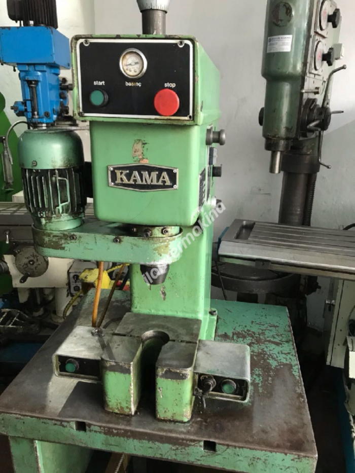 ÇOK TEMİZ KAMA MARKA PERÇİN PRESİ 