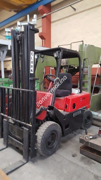 3 Ton Benzinli Clark 285 Marka Forklift