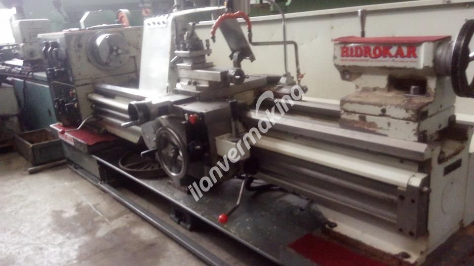 DMTG 500X2000 MM ÜNİVERSAL TORNA FENER MİLİ 82