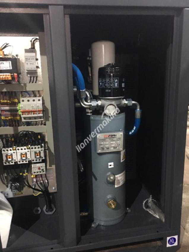 11 KW 15HP Vidalı Kompresör