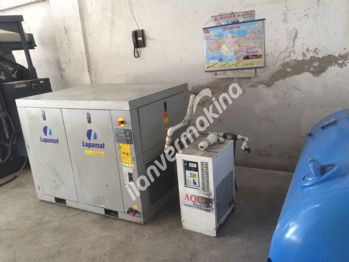 LUPAMAT LKV 22 / 10 CN VİDALI KOMPRESÖR - 1000 LİTRE TANK ve KURUTUCU