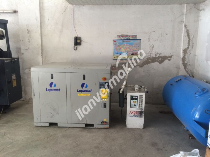 LUPAMAT LKV 22 / 10 CN VİDALI KOMPRESÖR - 1000 LİTRE TANK ve KURUTUCU