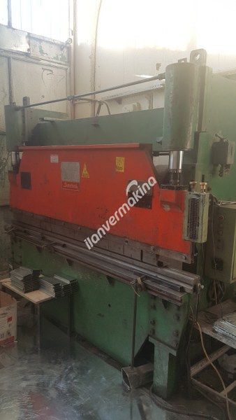 2500 x 6mm Baykal Hidrolik Abkant Pres 1998 Model