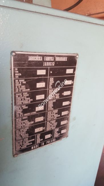 Polonya Freze Dik Başlıklı Dijıtalli