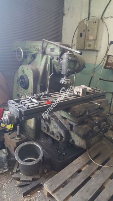 Hitachi Seiki Universal Freze