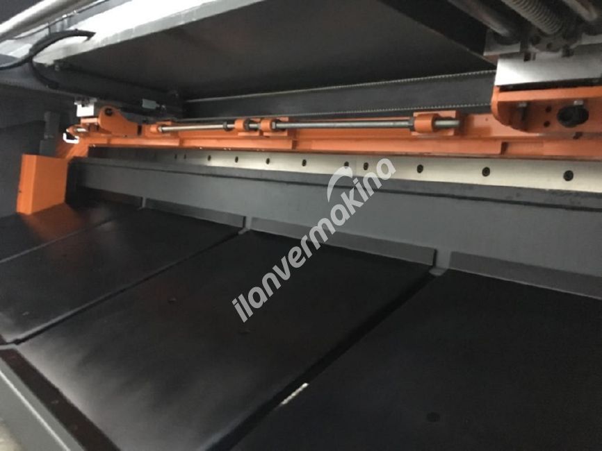 TOSKAR 3 METRE 6 MM GİYOTİN MAKAS - SIFIR