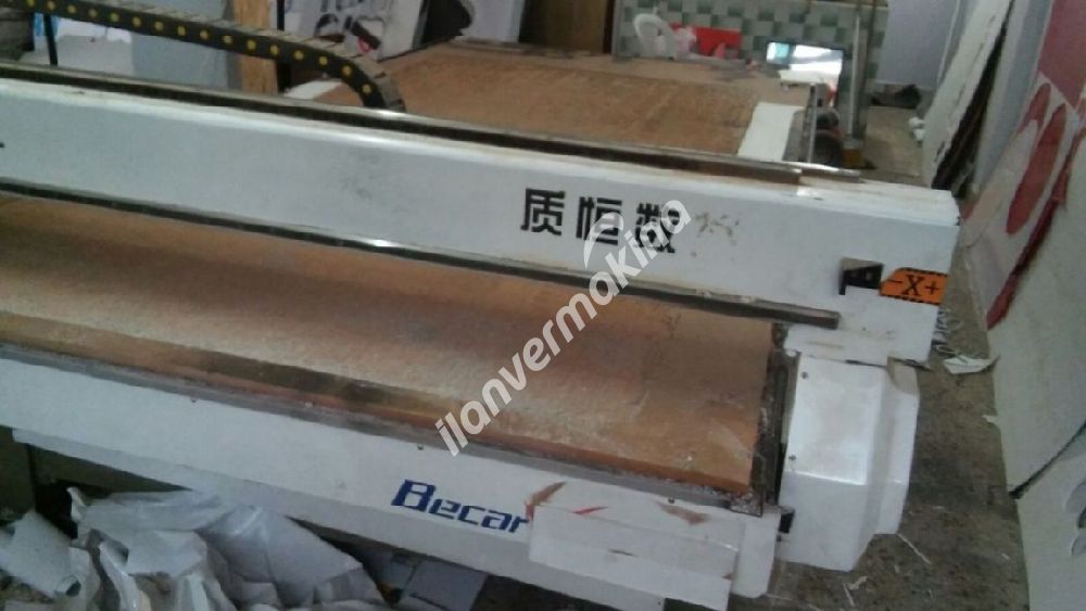 CNC ROUTER KESİM MAKİNASI