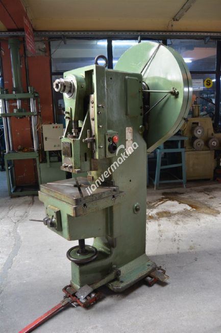 25 TON ARKADAN VOLANLI EKSANTRİK PRES