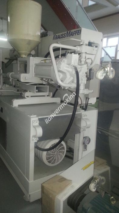 Krauss Maffei 150 Ton Plastik Enjeksiyon 2003 Model 