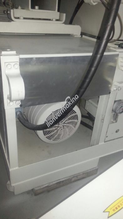 Krauss Maffei 150 Ton Plastik Enjeksiyon 2003 Model 