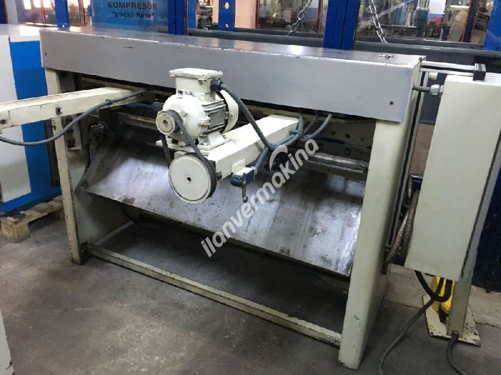 1300 x 3 MM. REDÜKTÖRLÜ GİYOTİN MAKAS