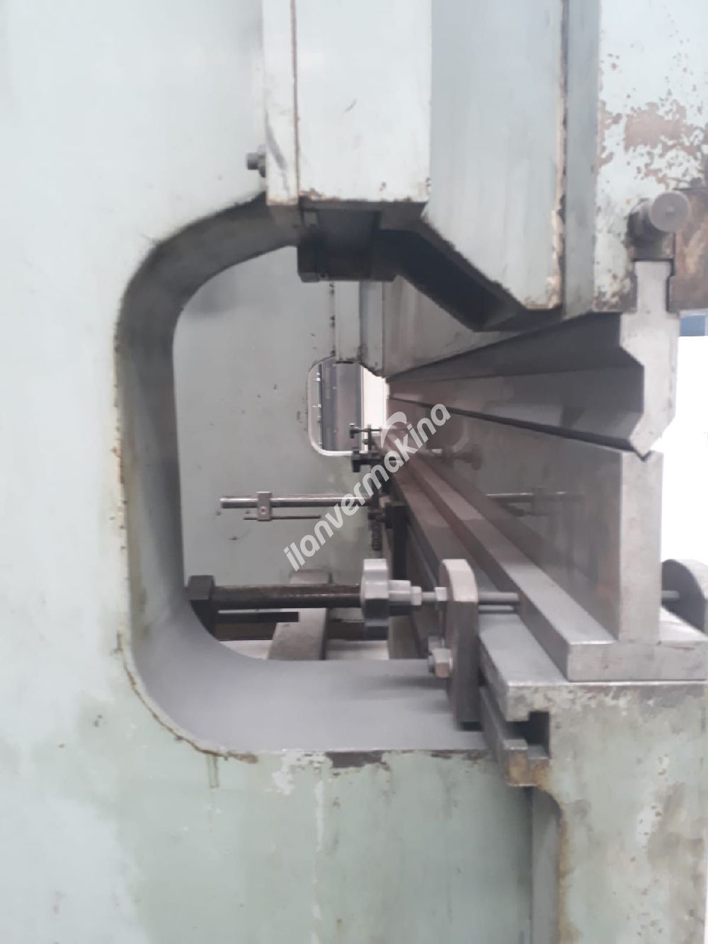 İNANLAR 3 METRE 10 MM HAVA KAVRAMALI ABKANT PRES