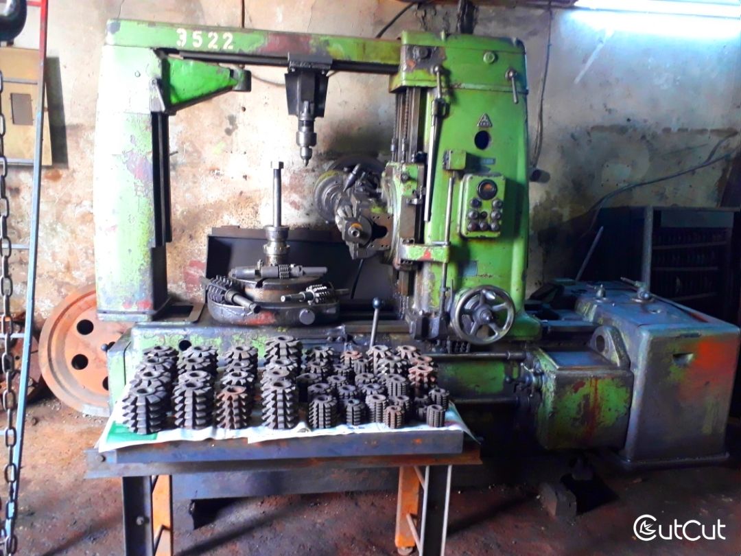 TOS 6 MODÜL DİŞLİ AÇMA AZDIRMA TEZGAHI