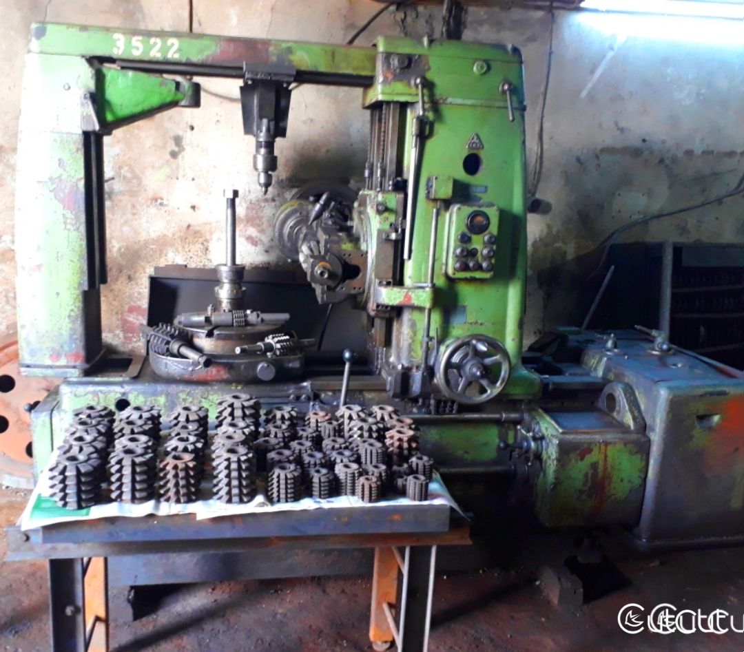 TOS 6 MODÜL DİŞLİ AÇMA AZDIRMA TEZGAHI