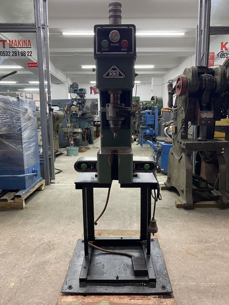 KARDEŞLER PERÇİN SIVAMA