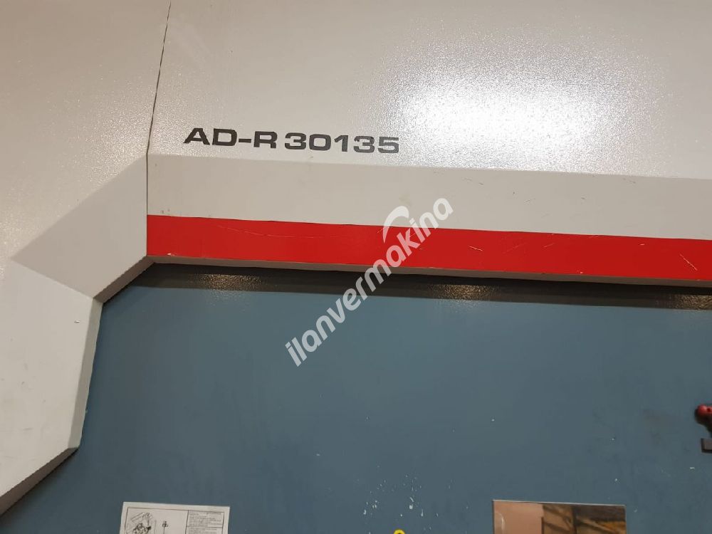 Durmazlar AD-R 30135 Abkant Pres 3 metre-135 ton 6mm.
