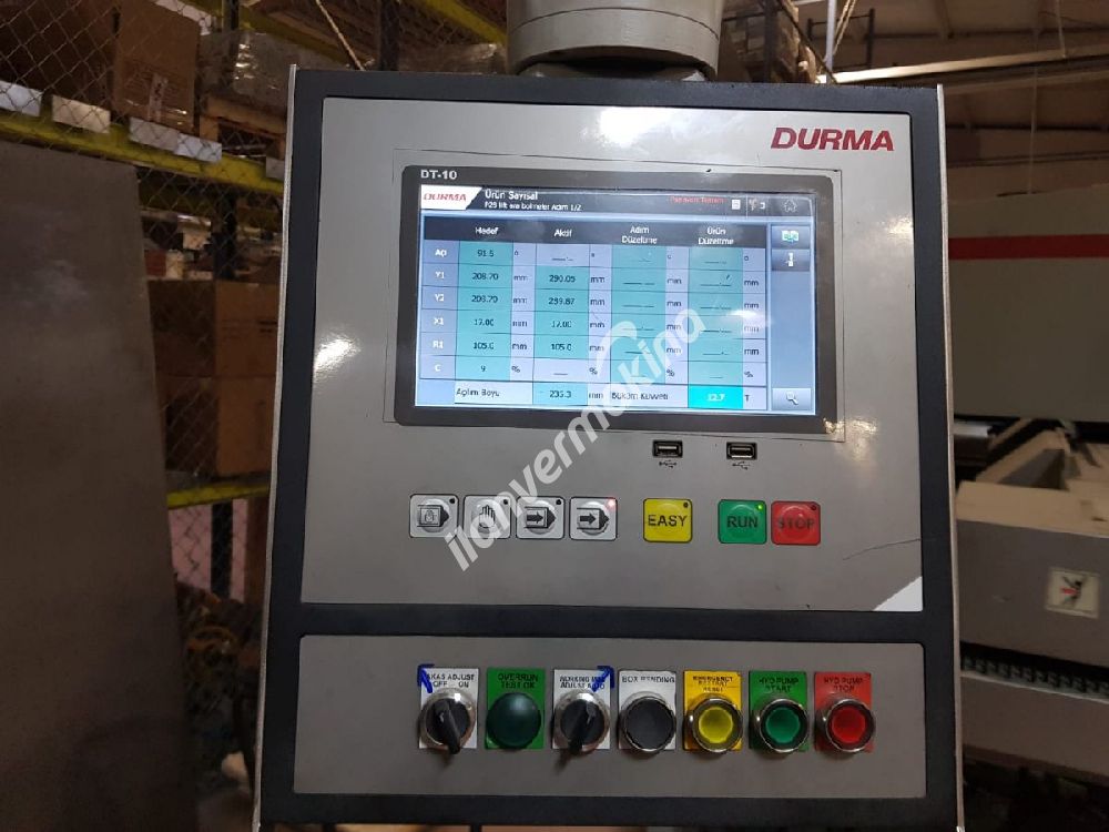 Durmazlar AD-R 30135 Abkant Pres 3 metre-135 ton 6mm.