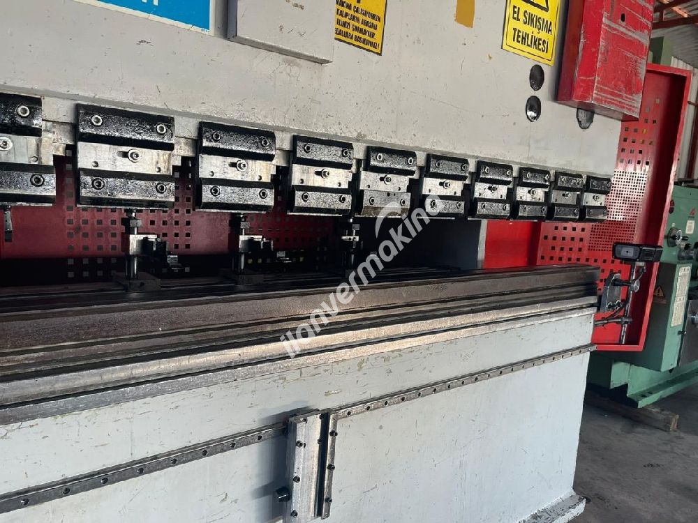 2.5 Metre 90 Ton Baykal Abkant Pres