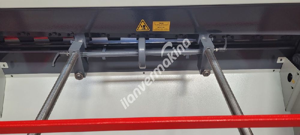 CONFORT 2050 x 6mm Rediktörlü UMS Marka Giyotin Makas