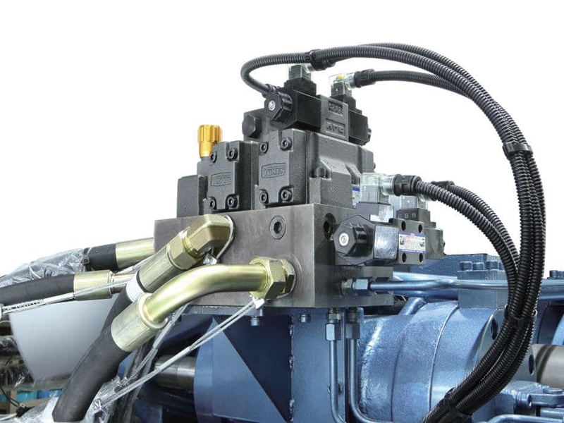 TH 400 Serisi Plastik Enjeksiyon Makinesi