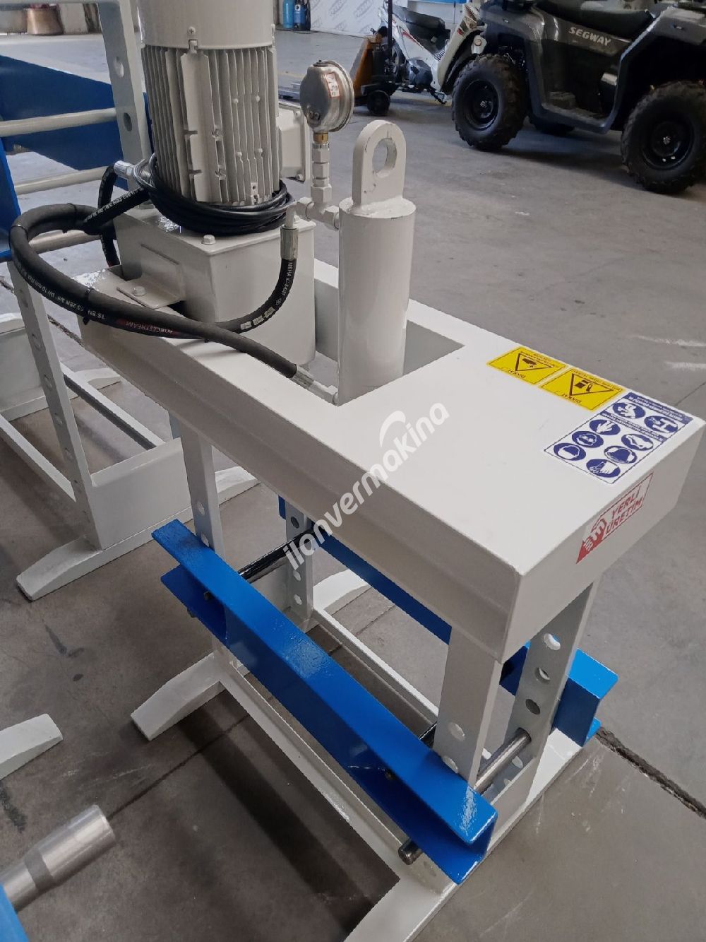 10 Ton Masaüstü Motorlu Pres