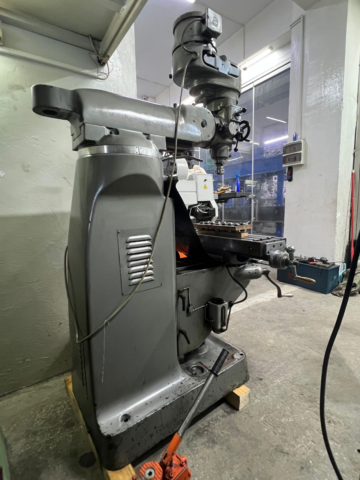 First Tayvan 2 Numara Kalıpçı Freze Çok Temiz