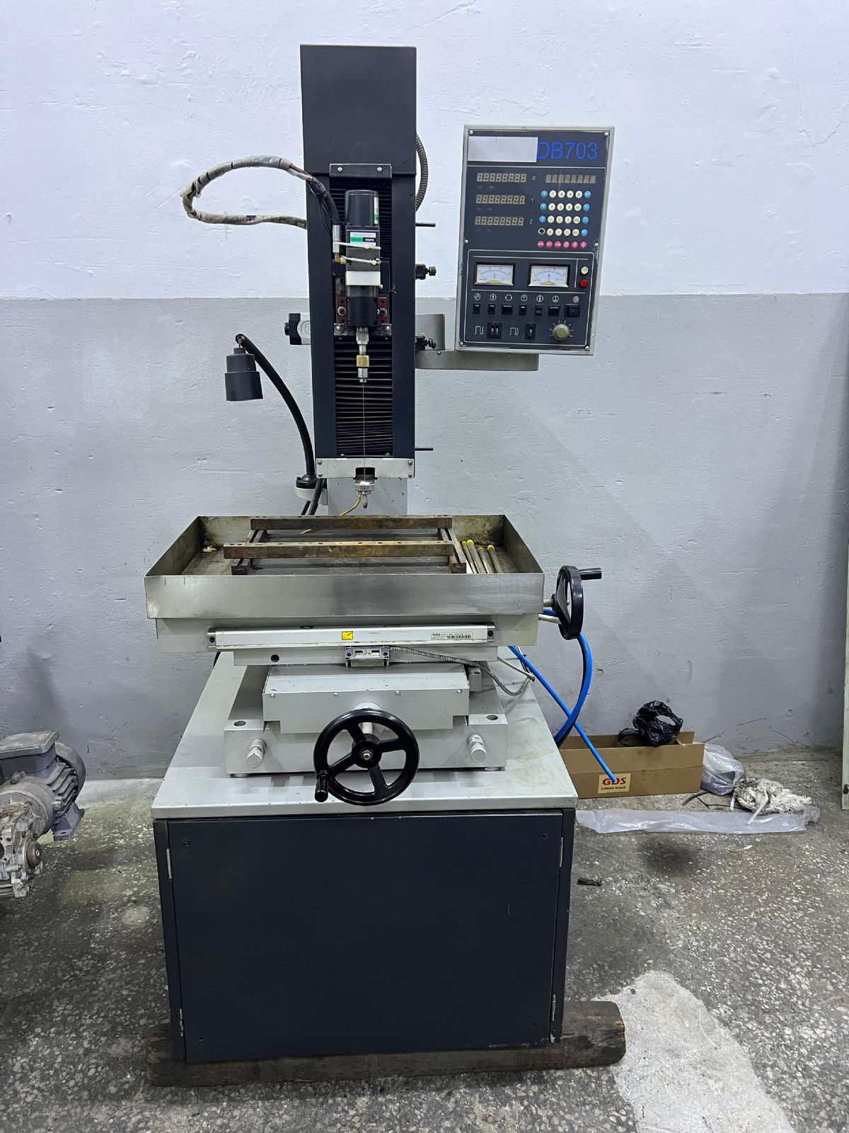 DB703 HIZLI DELİK DELME