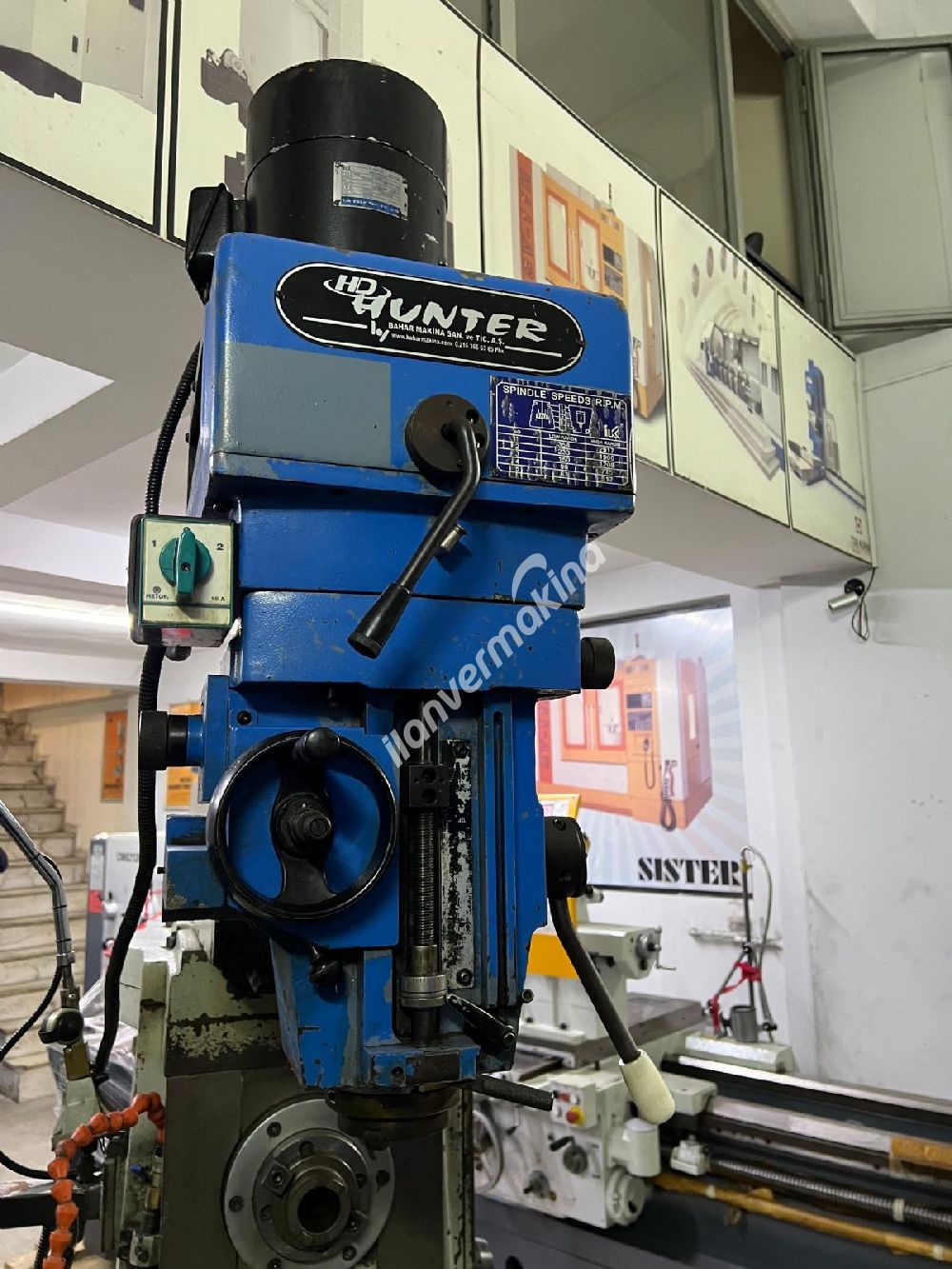 Hunter XL6336 - 6 Numara Göbekten Milli Kalıpçı Freze Dijitalli