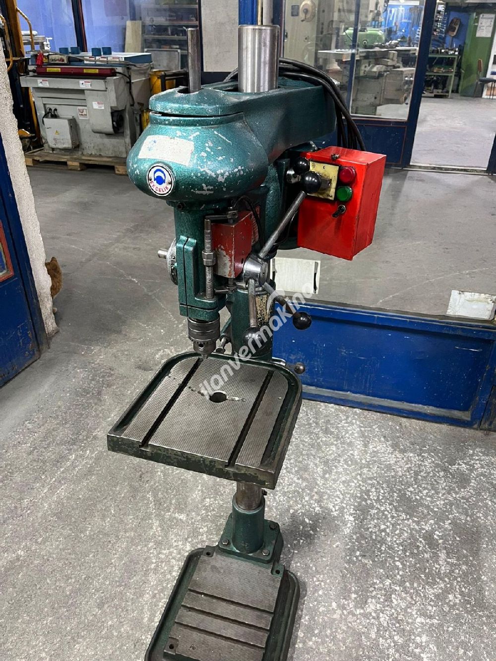 Ekçelik Ayaklı Siviçli Matkap Temiz