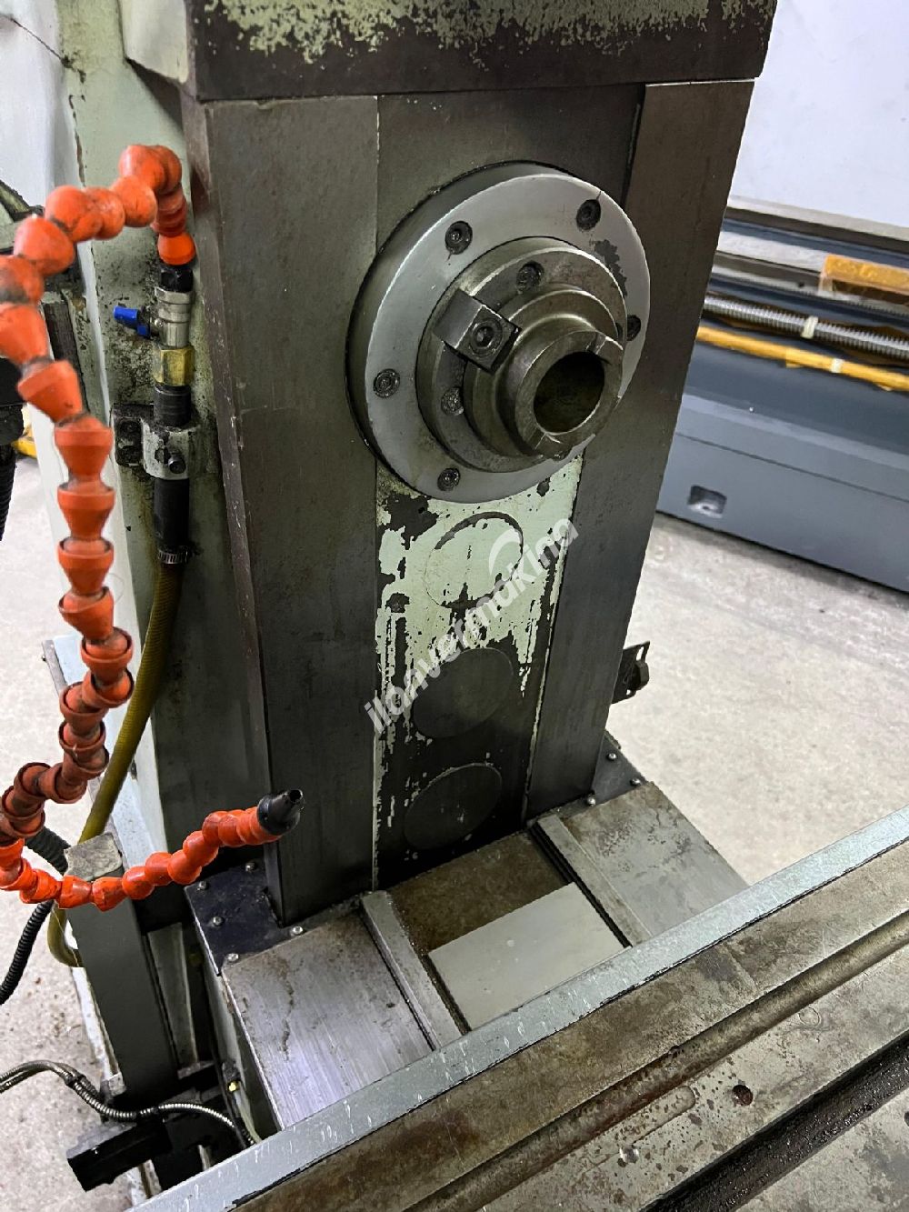 Hunter XL6336 - 6 Numara Göbekten Milli Kalıpçı Freze Dijitalli