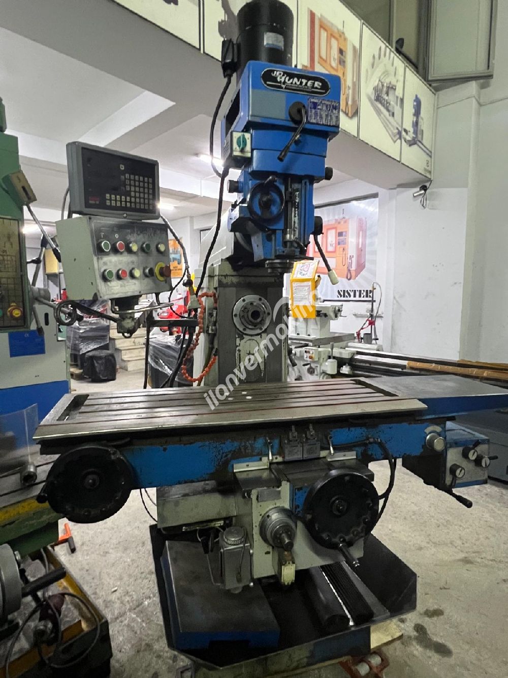 Hunter XL6336 - 6 Numara Göbekten Milli Kalıpçı Freze Dijitalli