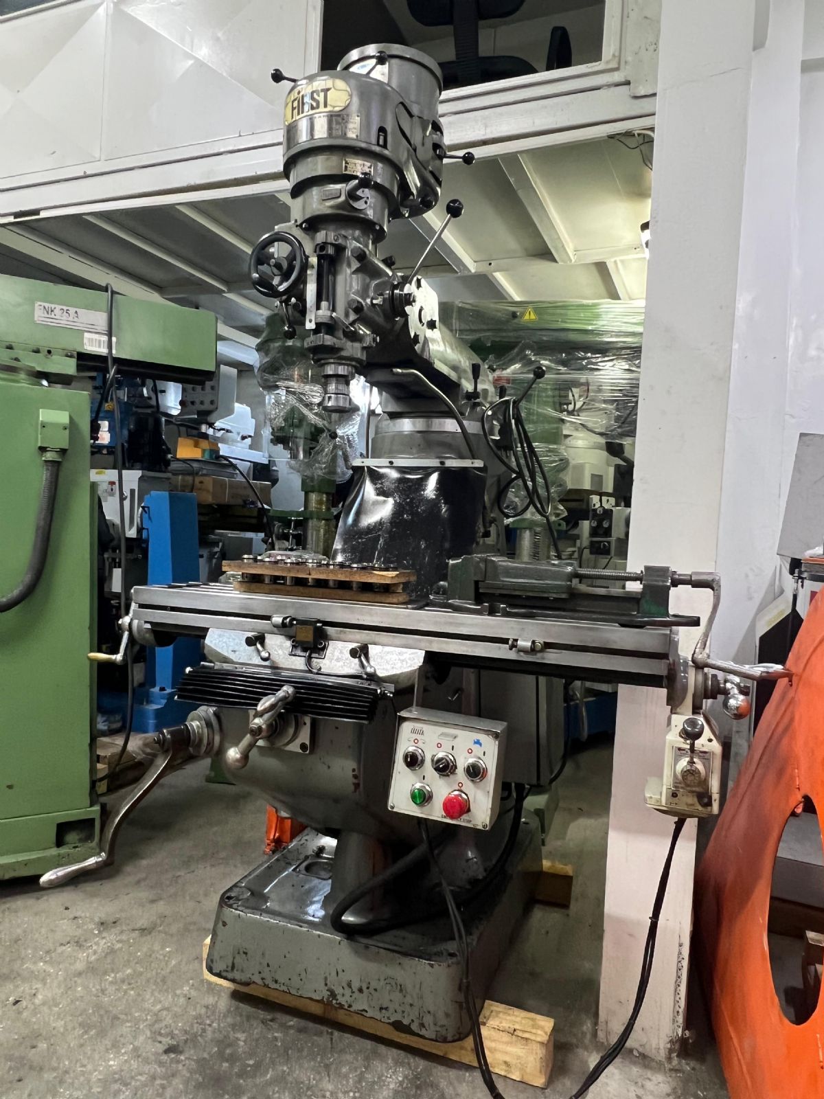 First Tayvan 2 Numara Kalıpçı Freze Çok Temiz