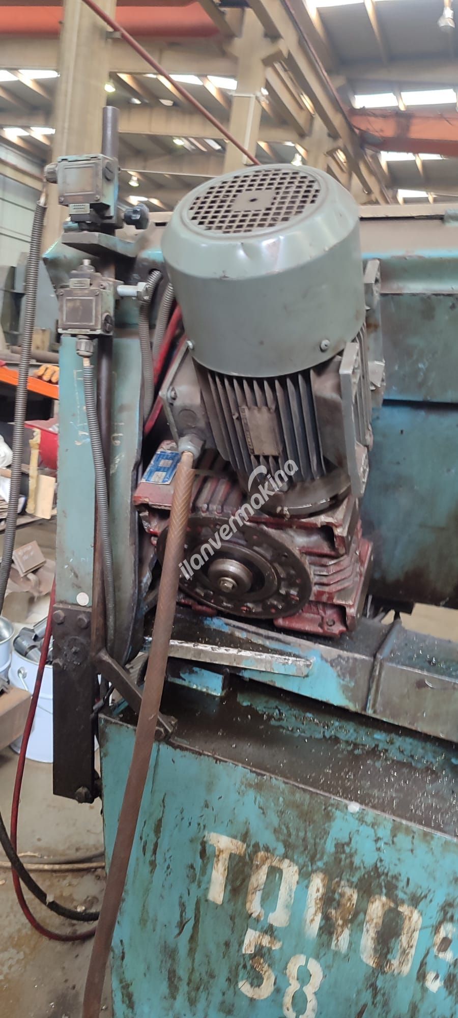 KESMAK Yatay Şeritli Testere Tezgahı