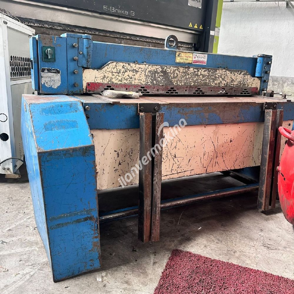 DURMAZLAR 1303MM MOTORLU GİYOTİN MAKAS