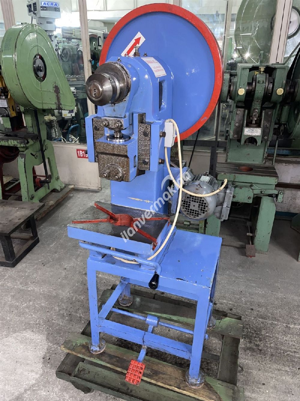 5 TONLUK EKSANTRİK PRES YÜCE SIFIR AYARINDA