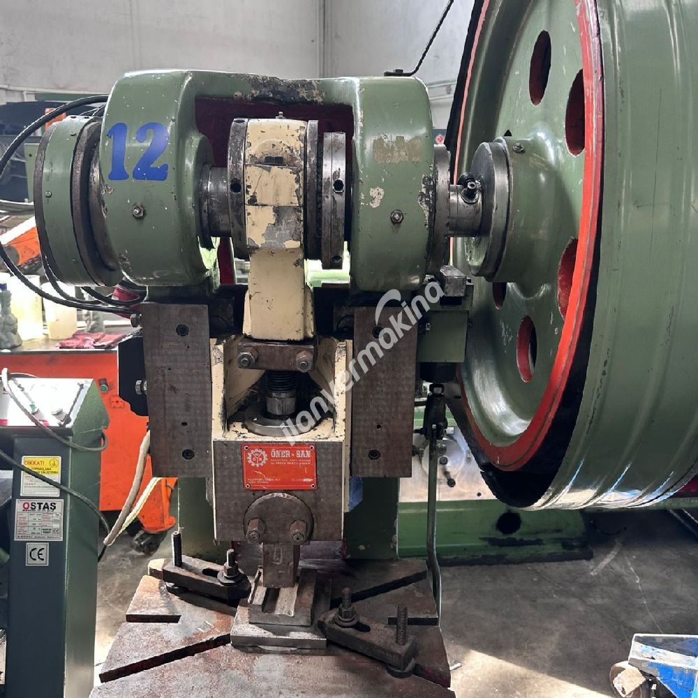 ÖNERSAN MARKA 25 TON DÖKÜM GÖVDE EKSANTRİK PRES