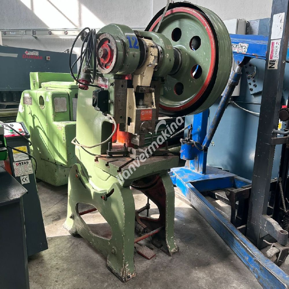 ÖNERSAN MARKA 25 TON DÖKÜM GÖVDE EKSANTRİK PRES